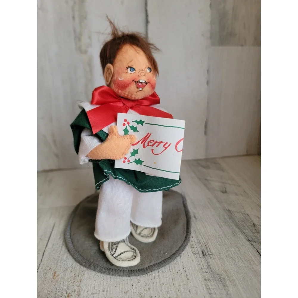 Annalee caroler boy music sheet vintage Xmas mobility doll home decor